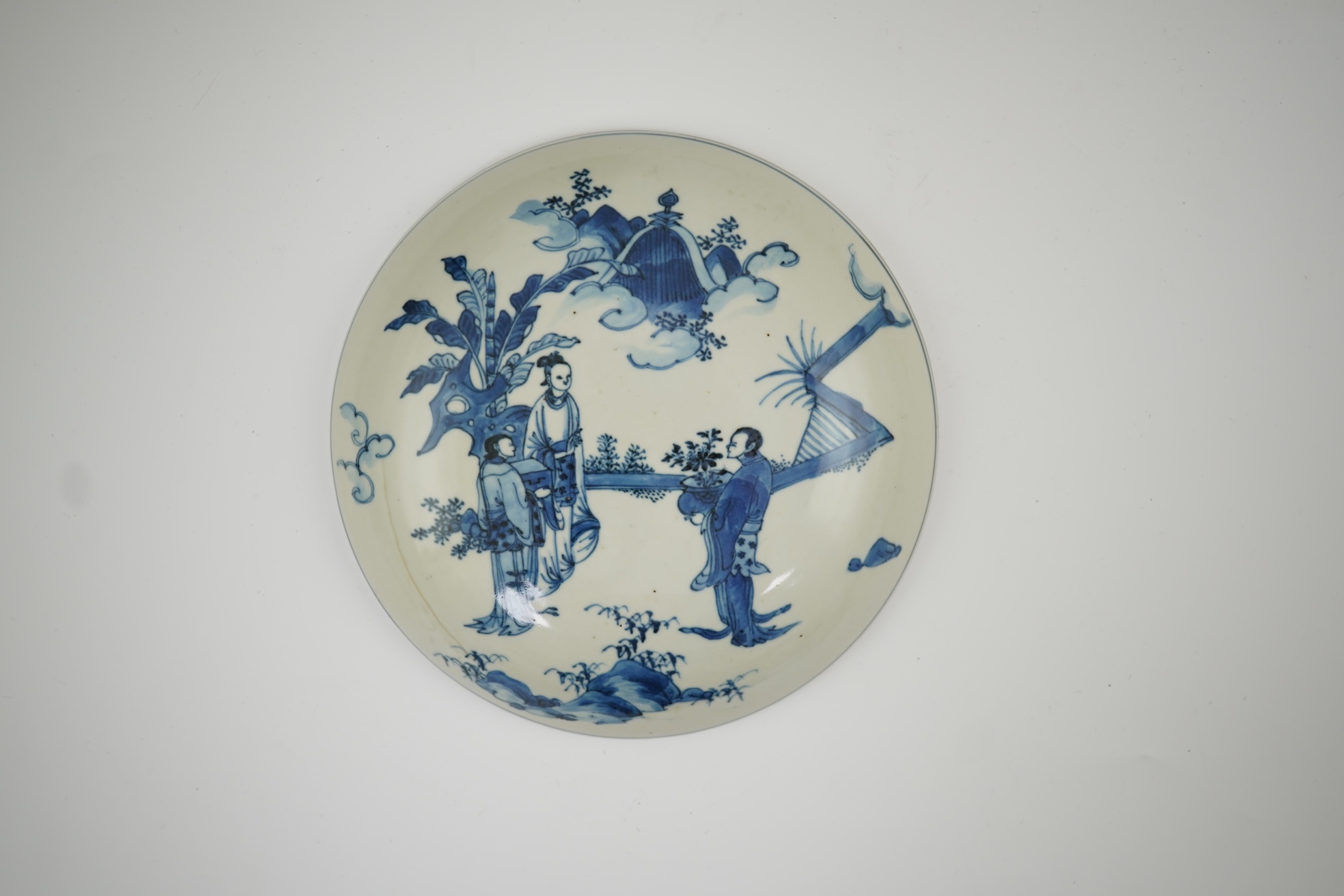 A Chinese blue and white cover for a box, early Kangxi period